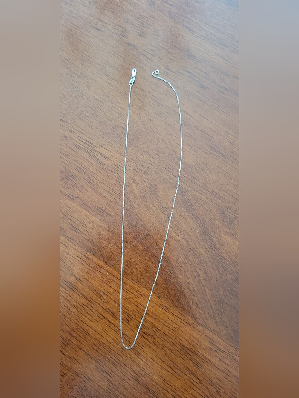 10k White Gold Box Chain 16"